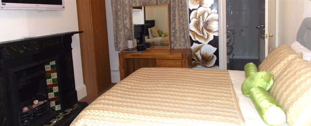 Diamonds Guest House York Exterior photo